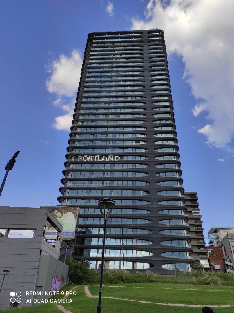 L'Avenue Libertador Estudio Zaha Hadid PISO MUY ALTO