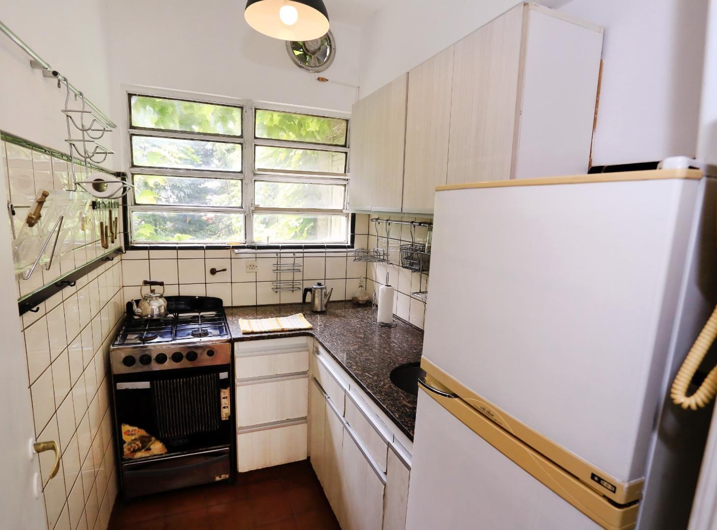 Foto de Alquiler Departamento 3 ambientes y medio con balcón corrido, imagen 2