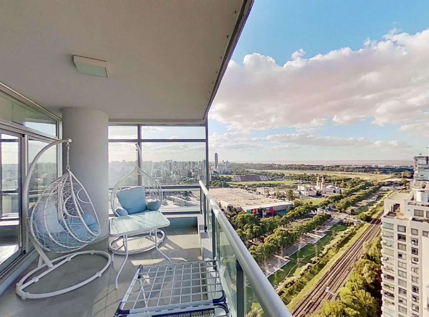 Torre Beruti 4 Amb Piso 28 Fte Vista Al Rio 2 cocheras 4