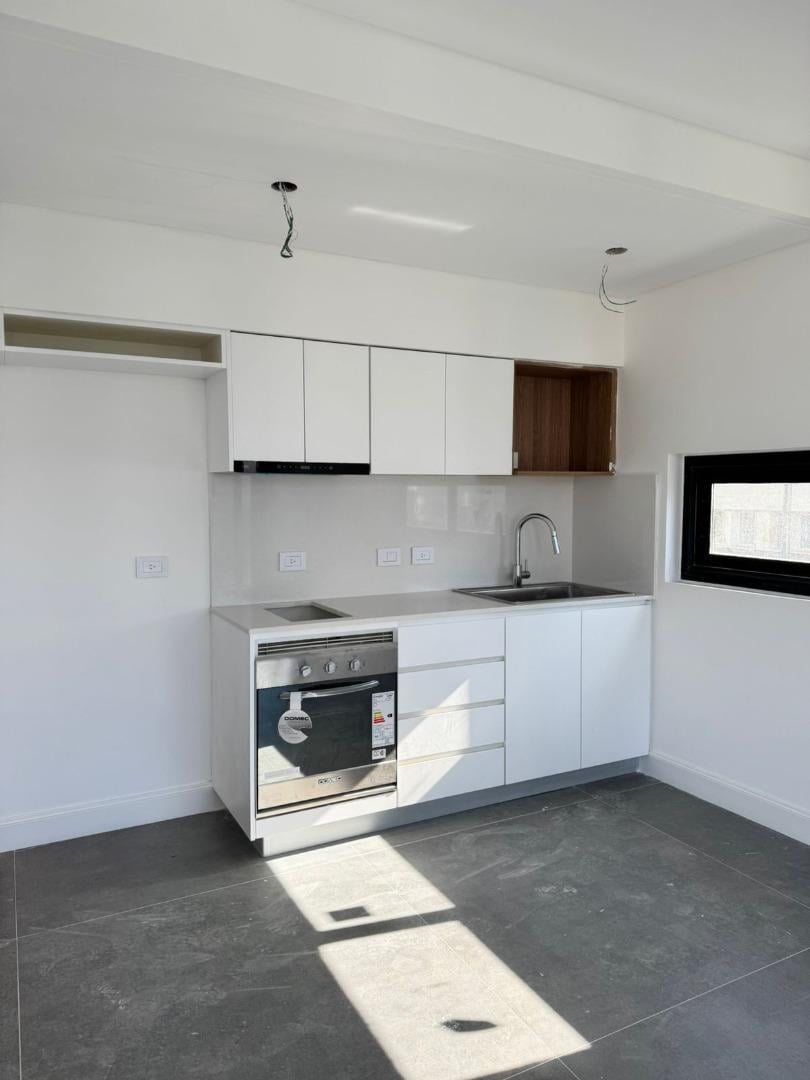 Foto de MONOAMBIENTE A ESTRENAR! - TORRE DE CATEGORIA CON AMENITIES, imagen 3