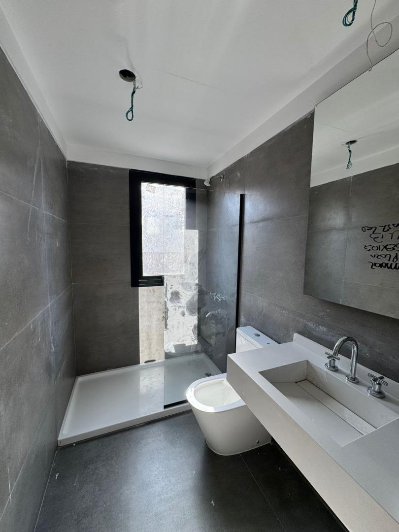Foto de MONOAMBIENTE A ESTRENAR! - TORRE DE CATEGORIA CON AMENITIES, imagen 1