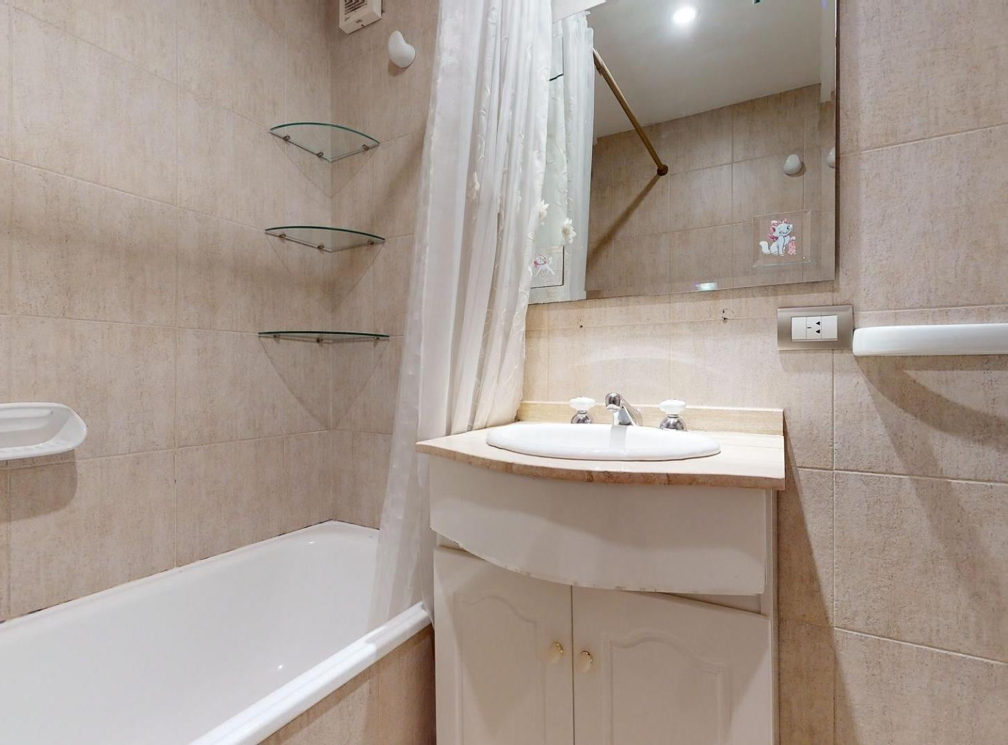 Foto de VENTA DEPARTAMENTO EN BELGRANO SOLO PERMUTA, imagen 5