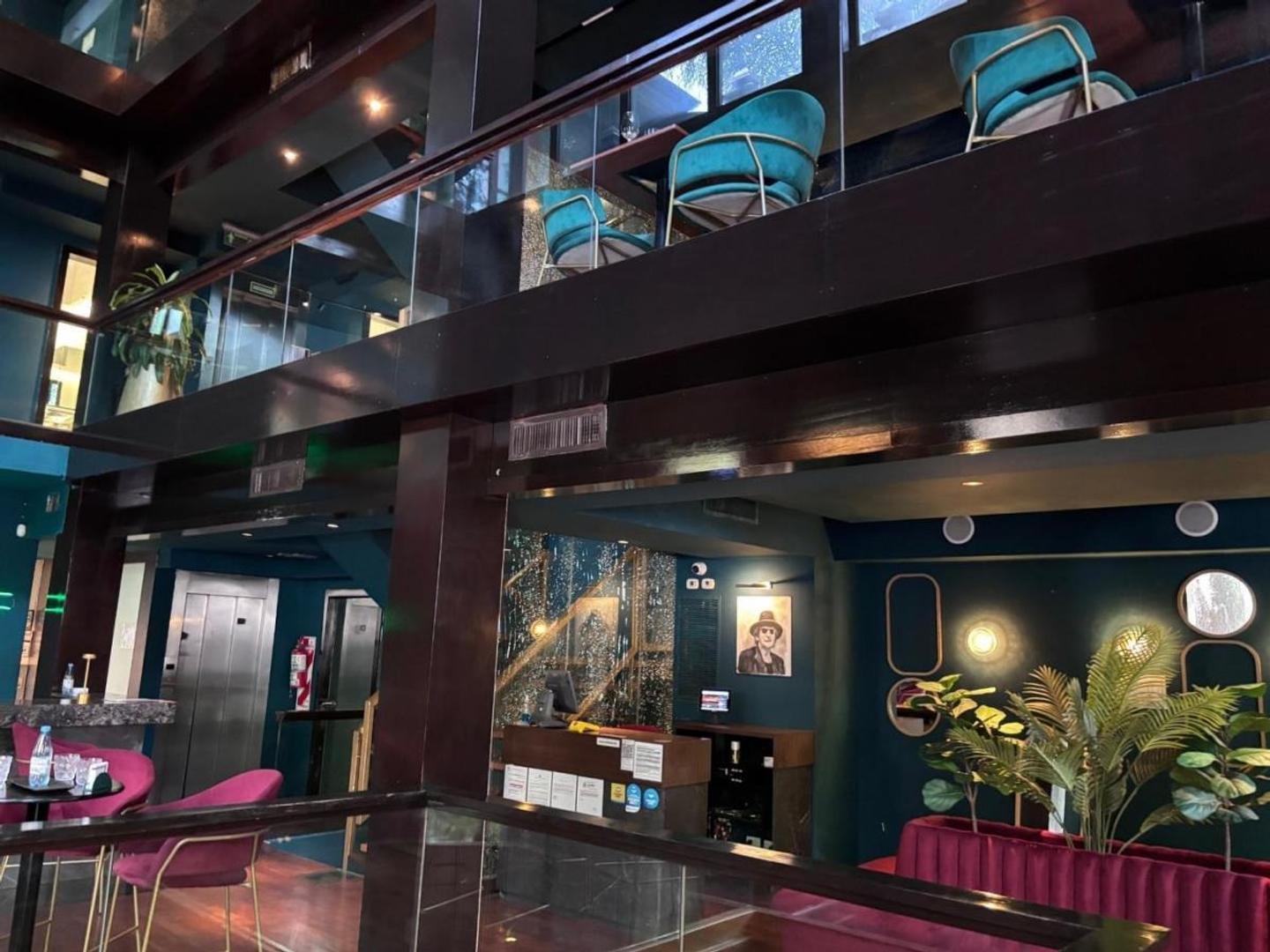 Foto de Local / Casa / Hotel de 6 Pisos en Venta en Nuñez, imagen 3