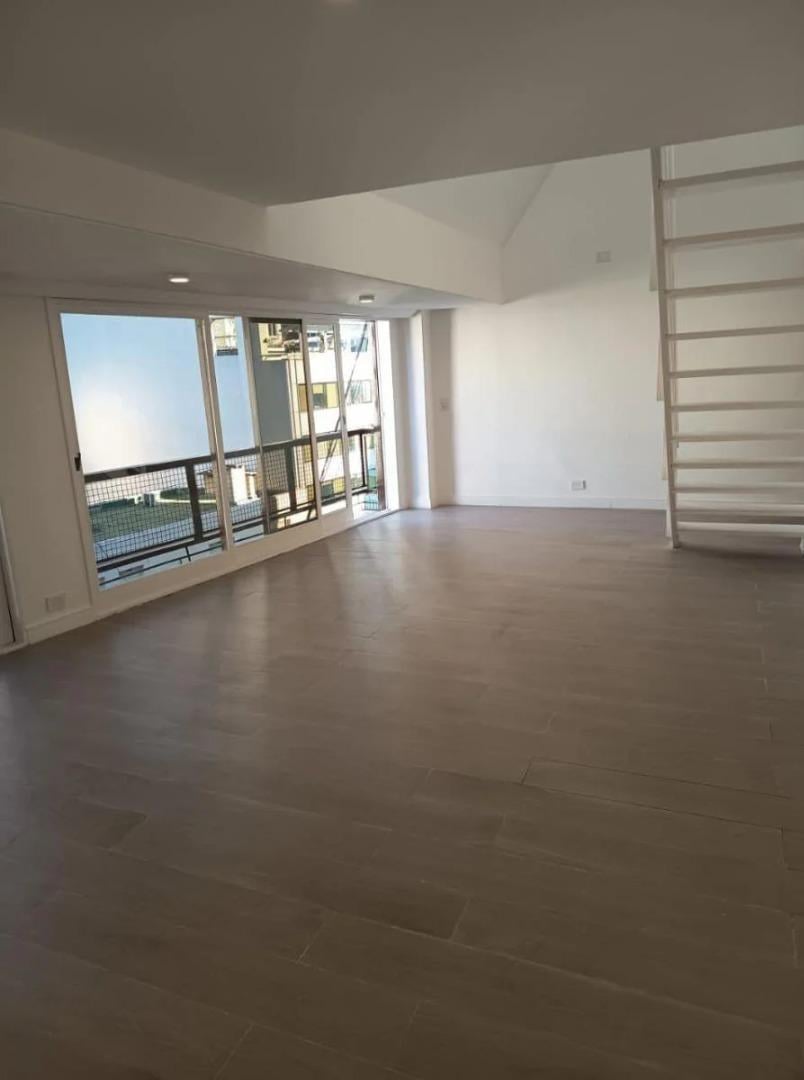 Foto de Piso Triplex en Salguero y Libertador Hecho a Nuevo, imagen 1