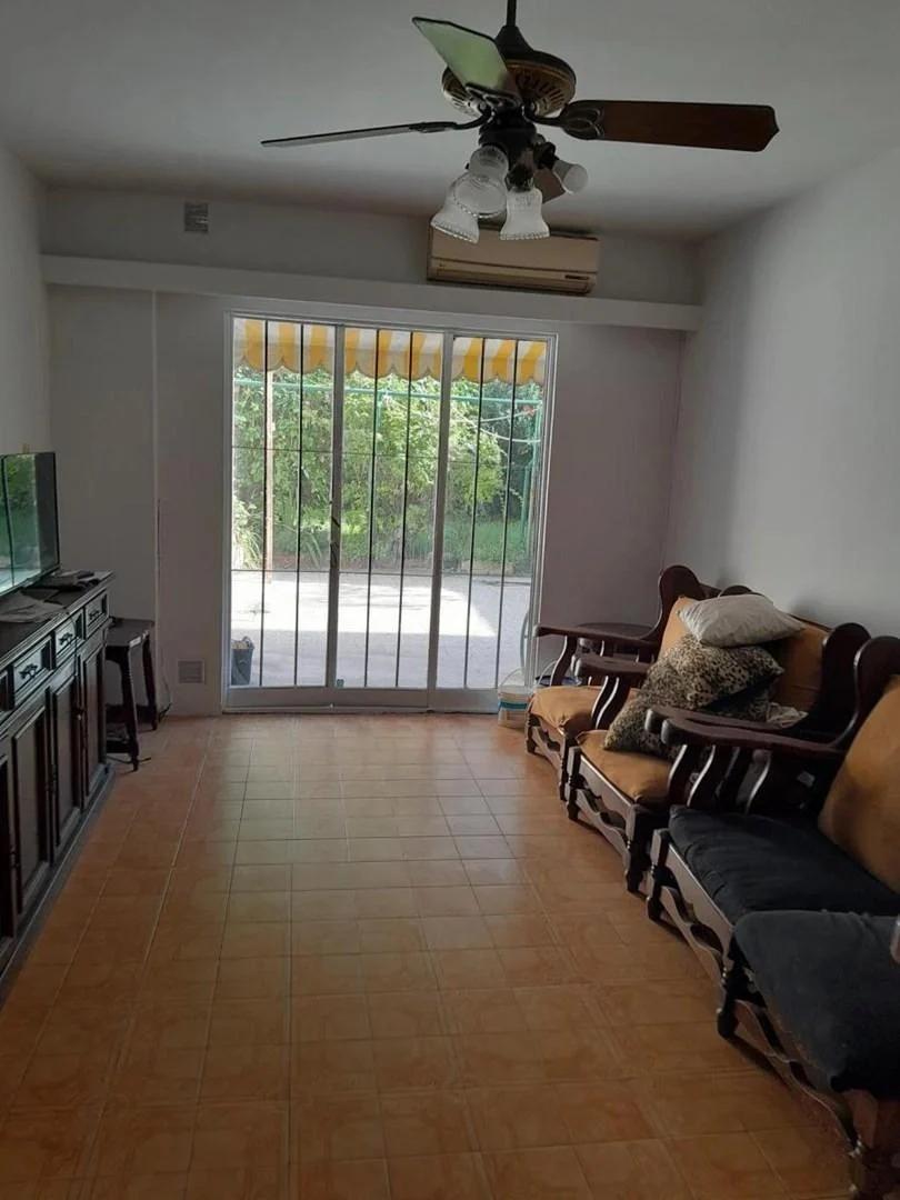 Foto de VENTA DEPARTAMENTO TIPO PH EN FLORES, imagen 3