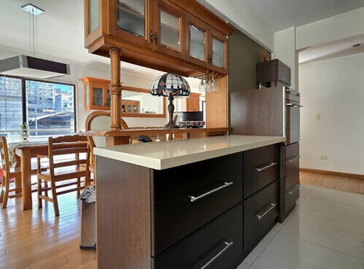 Foto de VENTA SEMIPISO EN TORRE DE CATEGORIA CABALLITO, imagen 4