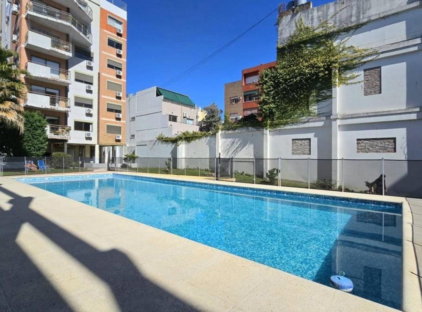 Foto de VENTA SEMIPISO EN TORRE DE CATEGORIA CABALLITO, imagen 1