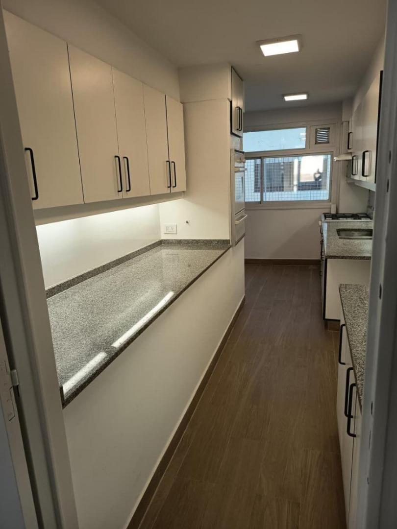 Foto de Piso Triplex en Salguero y Libertador Hecho a Nuevo, imagen 4