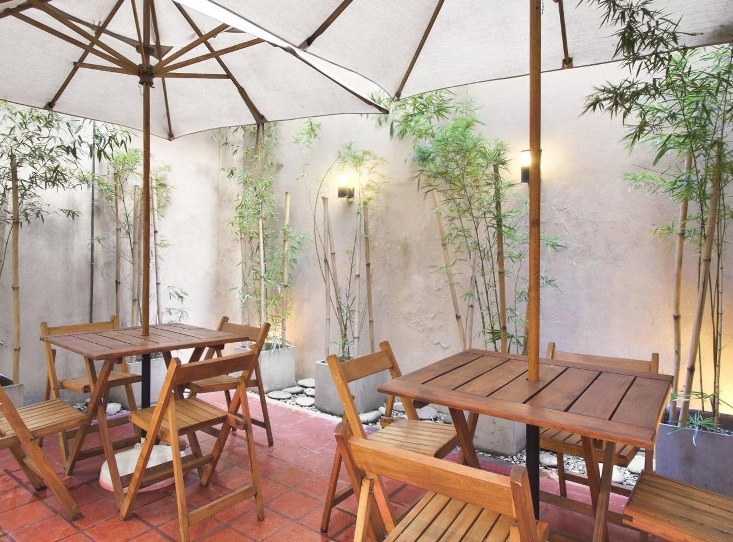 Foto de VENTA DE HOTEL EN SAN NICOLAS ZONA CENTRO, imagen 1