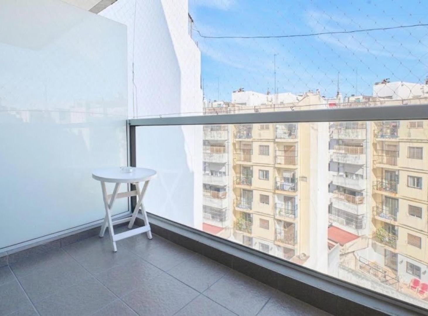 Foto de UBICACION ESTRATEGICA. IMPECABLE MONOAMBIENTE DIVISIBLE, imagen 3