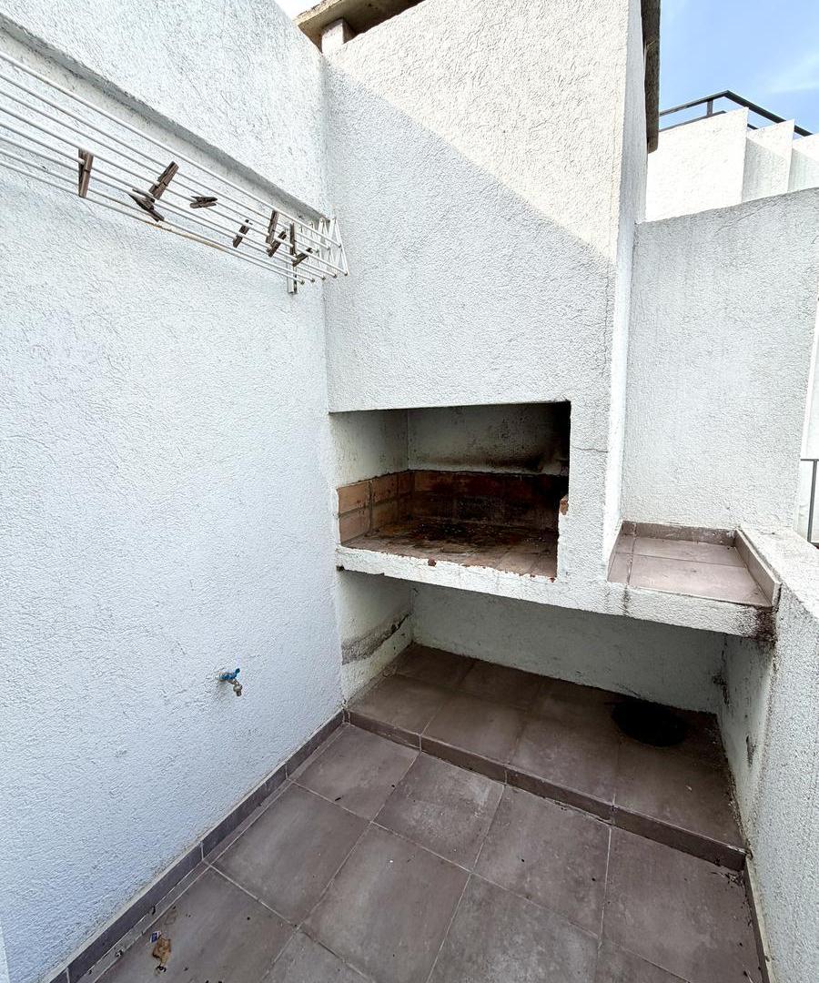 Foto de Departamento de 1 Dormitorio en Barrio General Paz, imagen 4