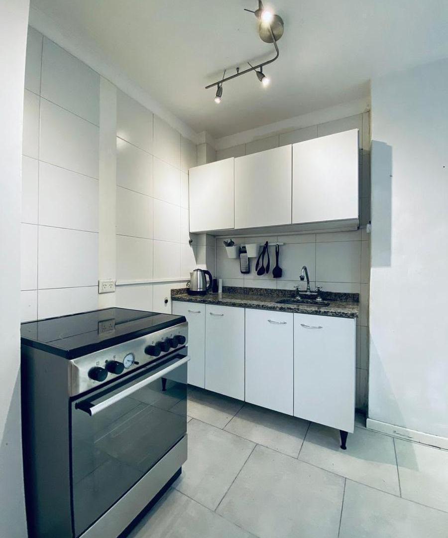 Foto de Piso en San Nicolás, de 3 AMBIENTES con DEPENDENCIA, excelentes vistas, imagen 4