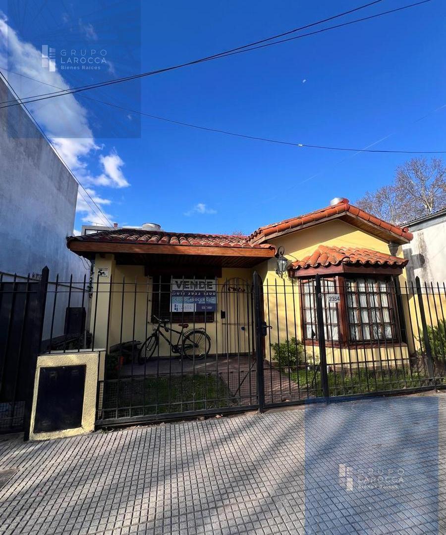 Foto de CASA - PH - 3 AMBIENTES CON PATIO Y PARRILLA - EXCELENTE ESTADO, imagen 1