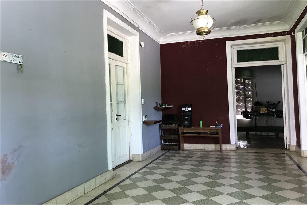 Propiedad en Venta Esquina Ideal Emprendimiento Cañuelas 2