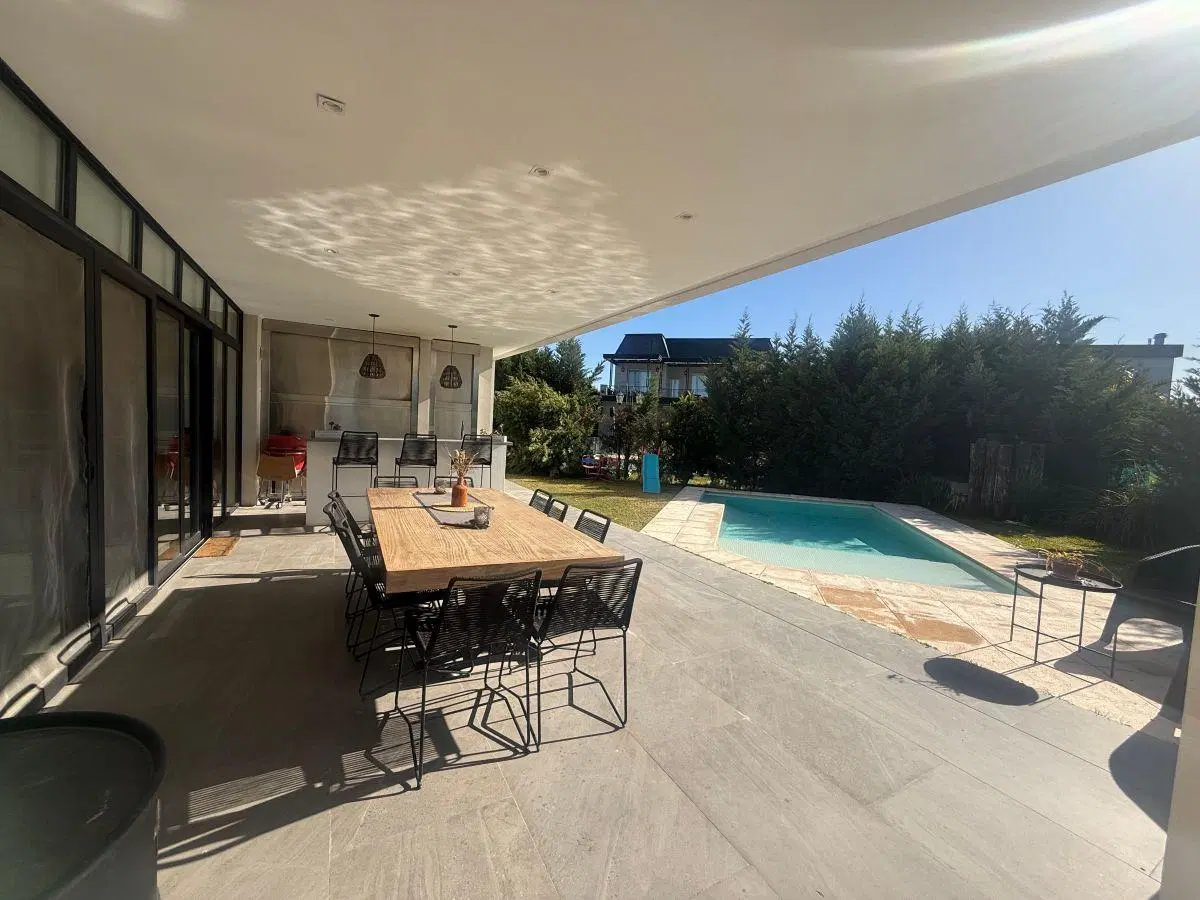 Casa en Venta La Martona 3 Dormitorios (1 en Suite) con Pileta 5