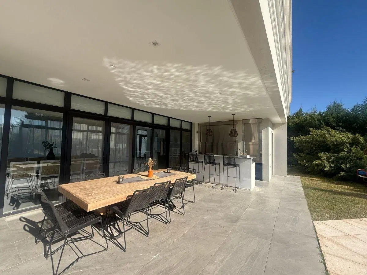 Casa en Venta La Martona 3 Dormitorios (1 en Suite) con Pileta 2