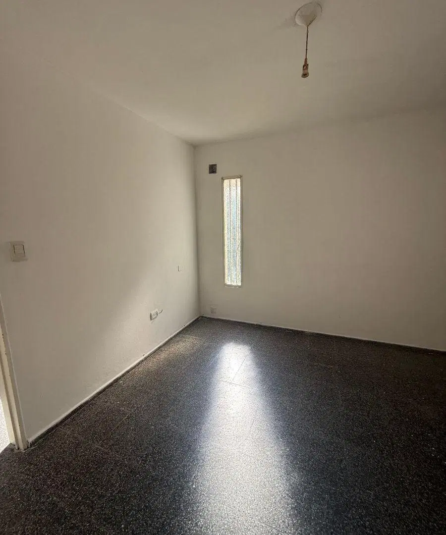 Alquiler departamento 3 dormitorios en Barrio Parque Capital 3