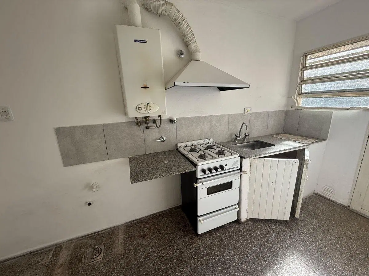 Alquiler departamento 3 dormitorios en Barrio Parque Capital 4