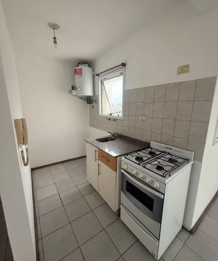 Alquiler departamento de 1 dormitorio en Barrio Alberdi 2