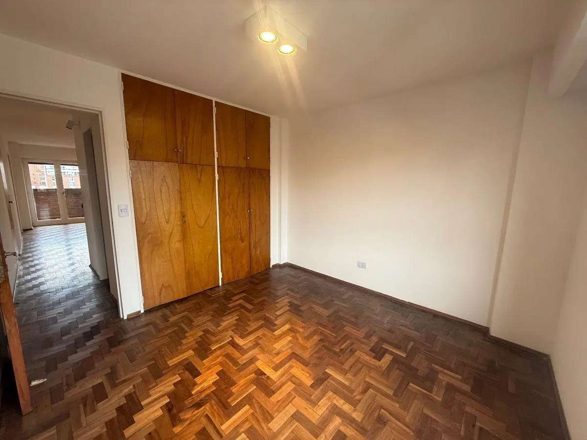 Departamento de 2 dormitorios en alquiler en Nueva Córdoba 5