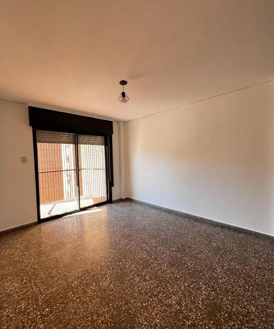 Departamento de 2 Dorm. con Balcón en Nueva Córdoba en Alquiler 5