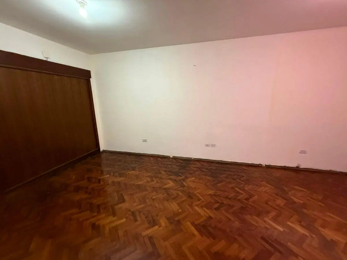 ALQUILER EN B° CENTRO, MONOAMBIENTE GRANDE 2