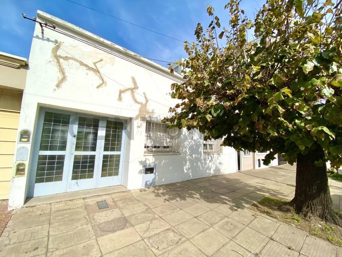Venta Casa Moron 5 Ambientes 8.66x45 m Ideal Inversor 3