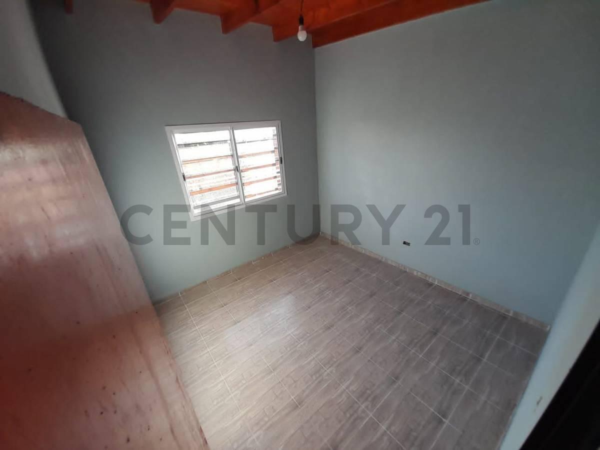 Foto de CASA 4 AMBIENTES CAÑUELAS, imagen 4