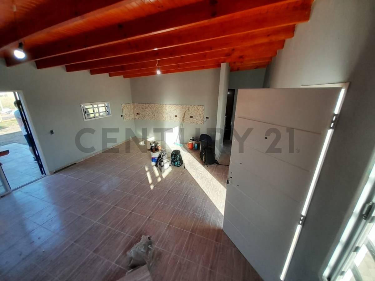 Foto de CASA 4 AMBIENTES CAÑUELAS, imagen 5