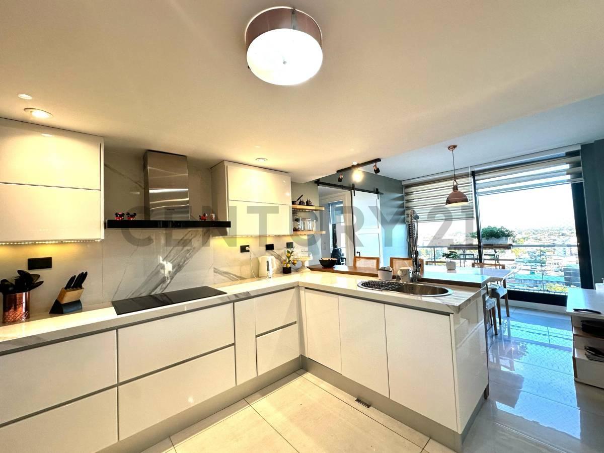 Venta Departamento 5 Ambientes con Cochera y Baulera en Caballito Edificio Palmeras Full Amenities 3