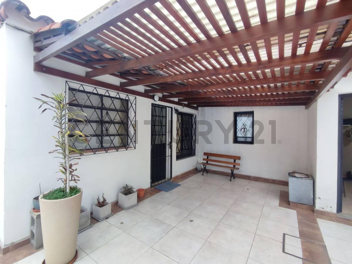 Venta Casa 4 Ambientes Moreno Pileta Quincho 5