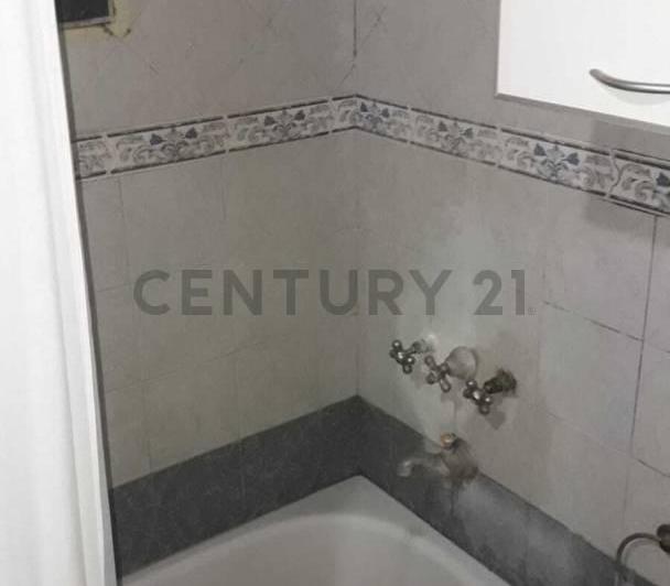 Foto de Venta casa amplio lote en Libertad Merlo, imagen 1
