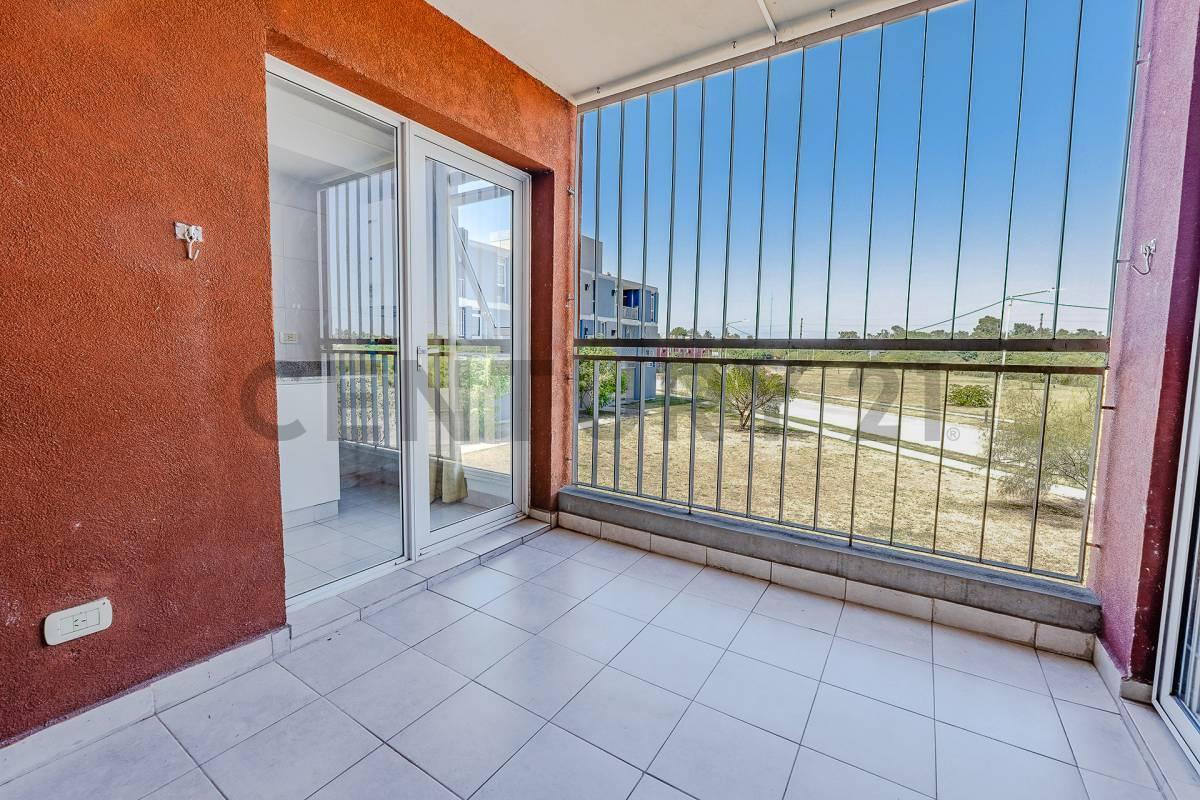 VENTA DEPARTAMENTO 4 AMBIENTES ITUZAINGO