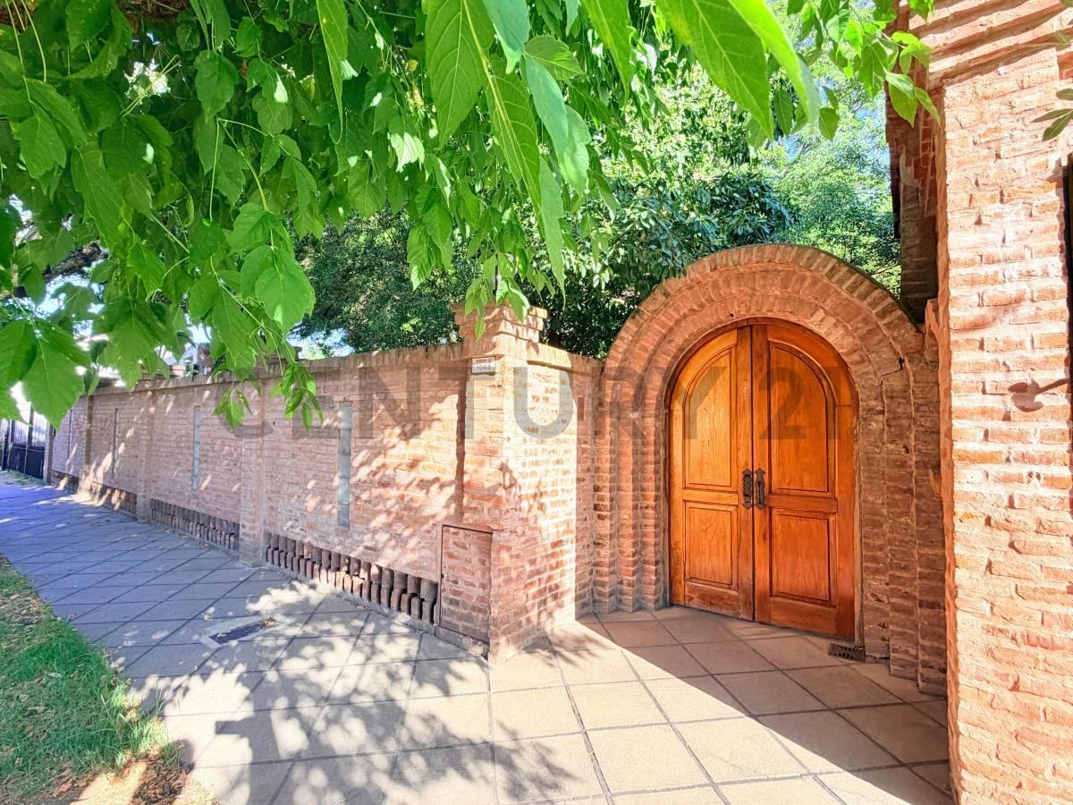 VENTA CASA 5 AMBIENTES ITUZAINGO NORTE APTA CRÉDITO