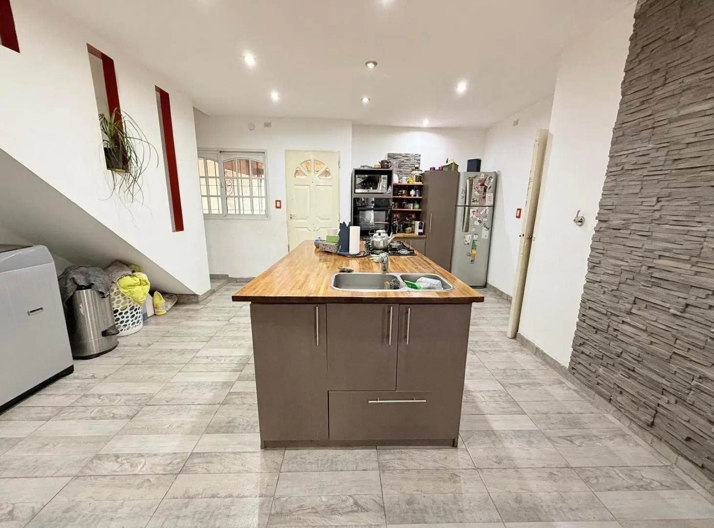 VENTA CASA 7 AMBIENTES ITUZAINGO NORTE 2