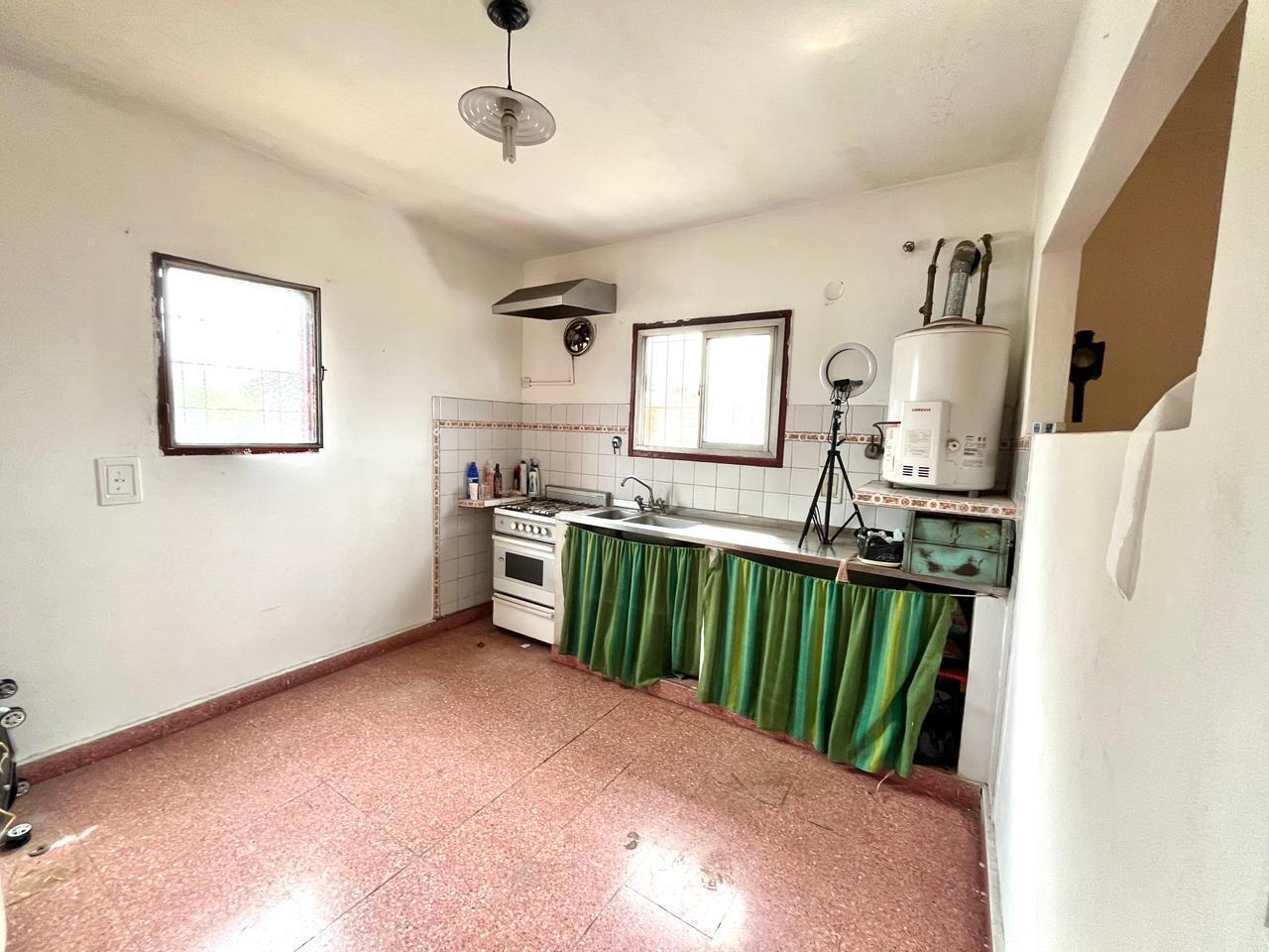 Foto de VENTA DE CASA MULTIFAMILIAR MAS LOCAL ,JOSE LEON SUAREZ, imagen 2