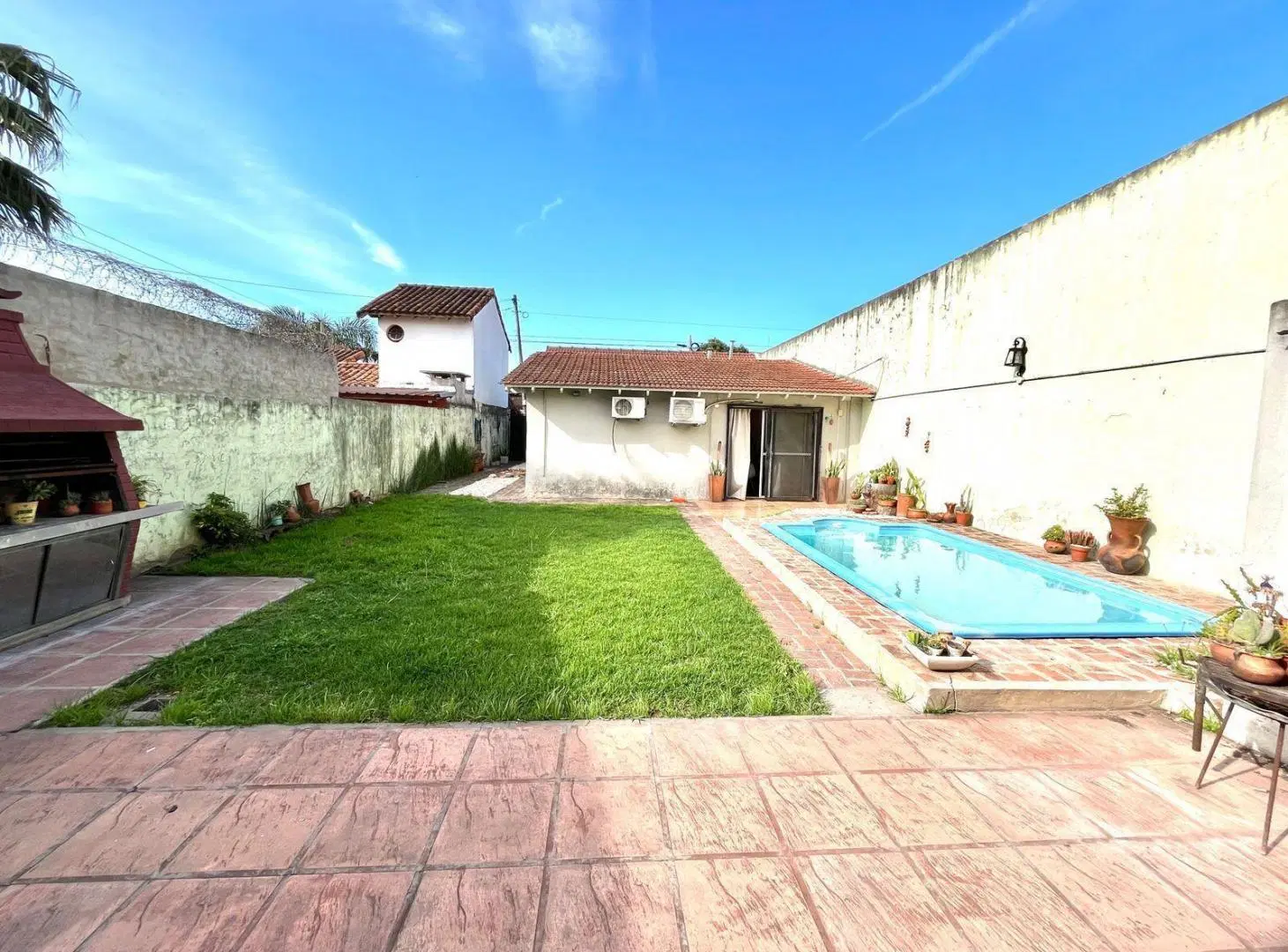 VENTA CASA 4 AMBIENTES CON JARDIN Y PILETA ITUZAINGO NORTE 2