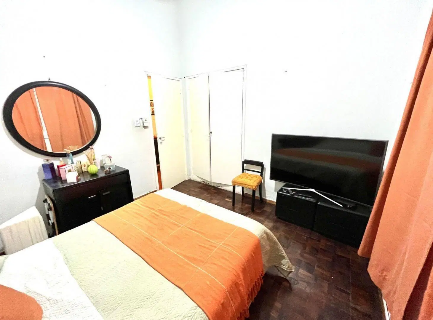 VENTA CASA 4 AMBIENTES CON JARDIN Y PILETA ITUZAINGO NORTE 4