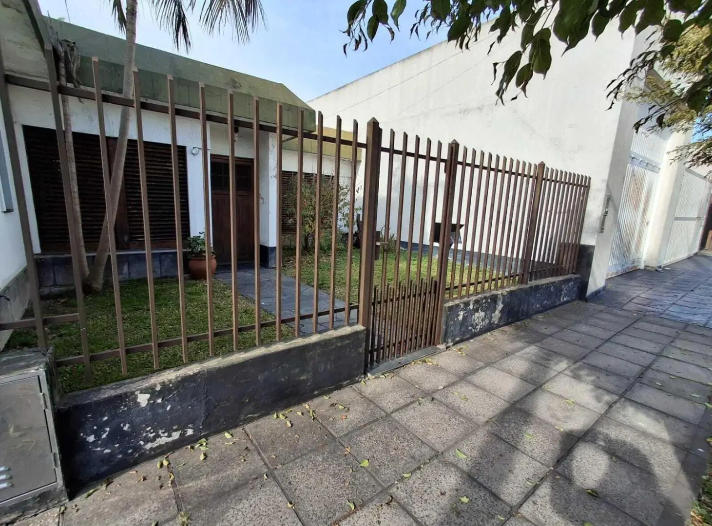VENTA CASA 3 AMBIENTES HAEDO NORTE - APTO CREDITO HIPOTECARIO - 2