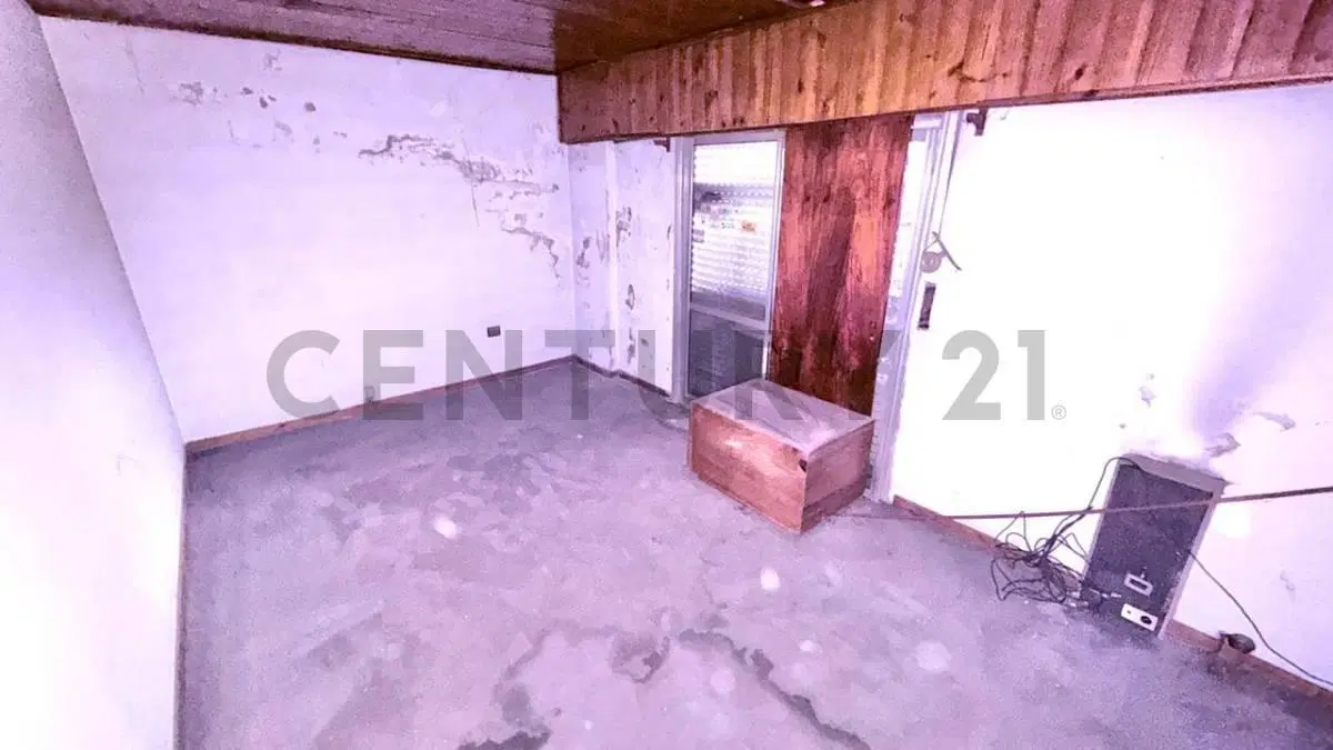 VENTA CASA 6 AMBIENTES MORON 5