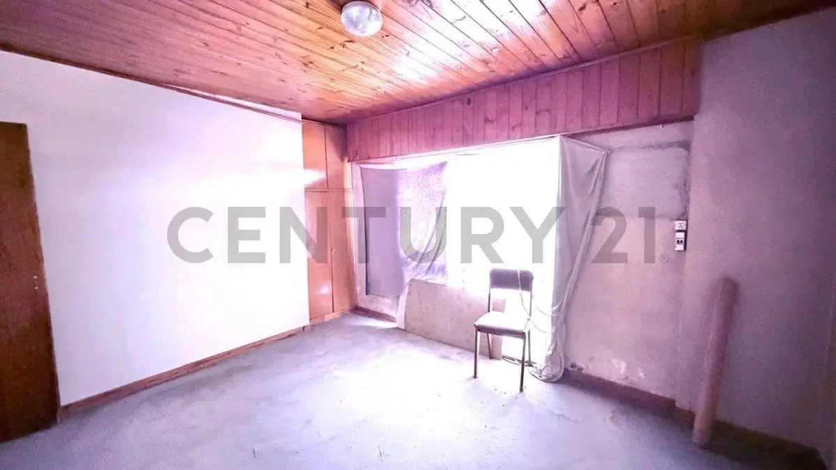 VENTA CASA 6 AMBIENTES MORON 4