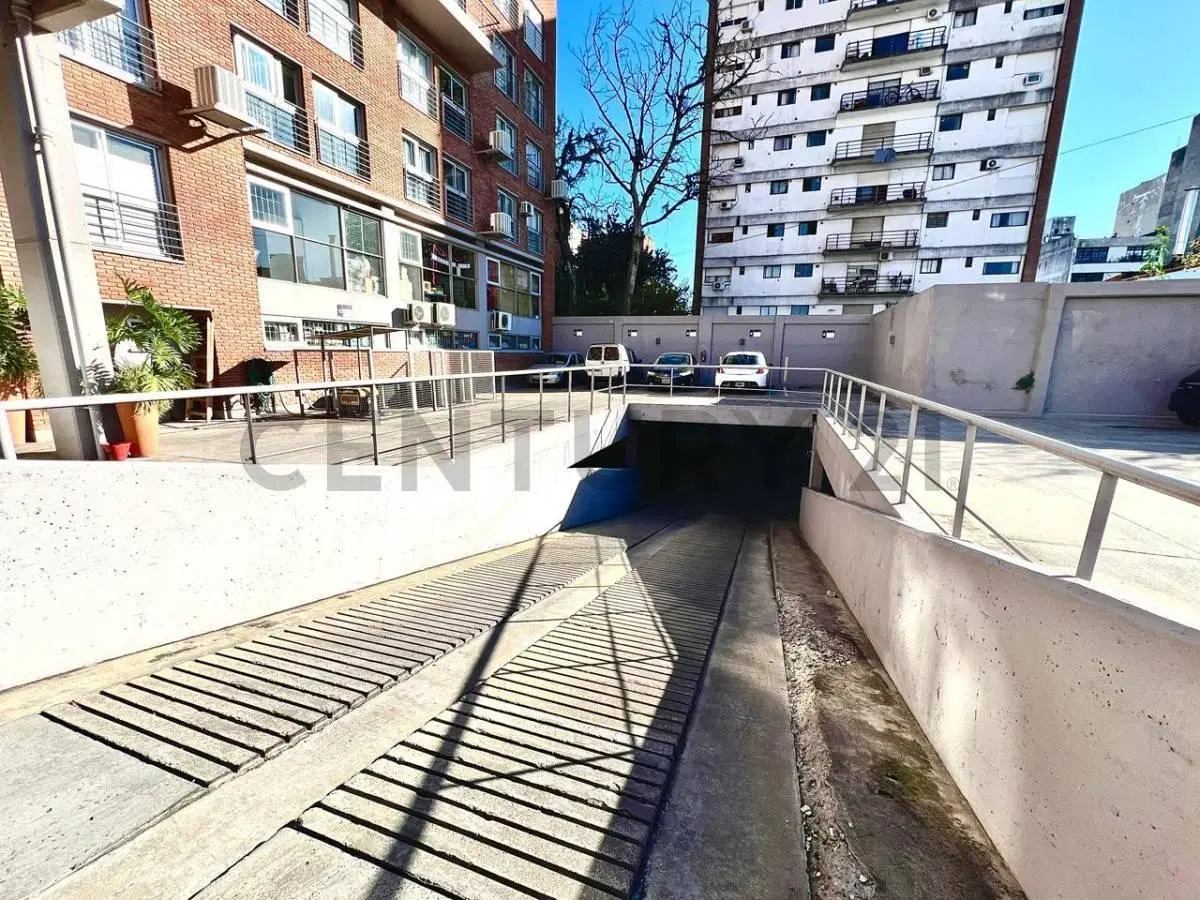VENTA COCHERA CUBIERTA MORON CENTRO 5
