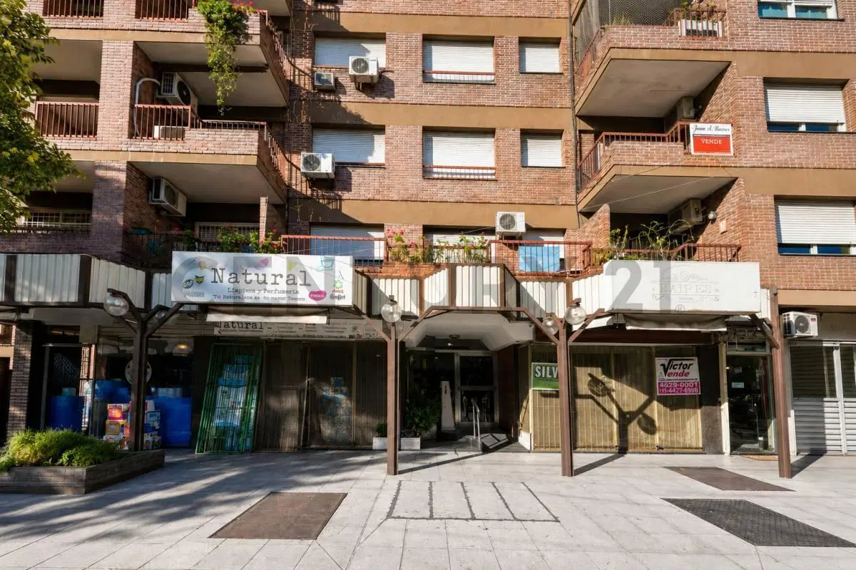 ALQUILER DEPARTAMENTO 2 AMBIENTES CASTELAR EXCELENTE UBICACIÓN 2
