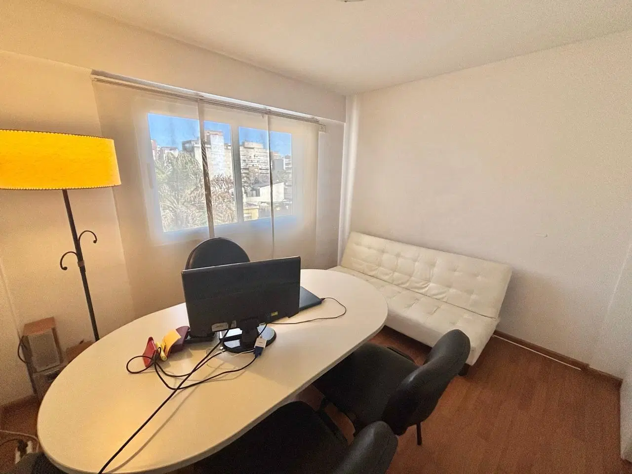 VENTA DEPARTAMENTO DOS AMBIENTES MORON CENTRO CON COCHERA ESCUCHA OFERTAS 5