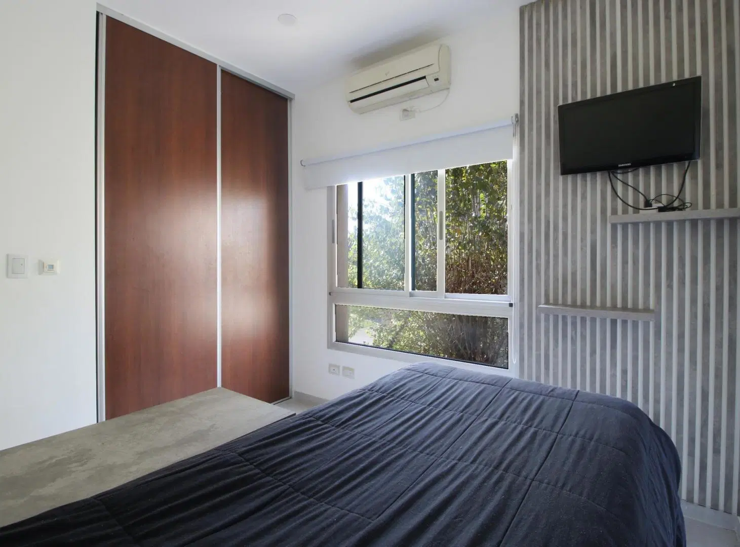 VENTA CASA ALTOS DEL SOL 6 AMBIENTES LUMINOSA CON PILETA QUINCHO 600M2 4