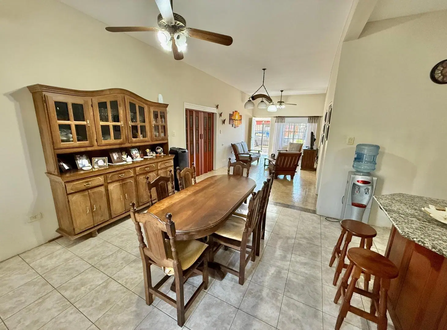 Casa Venta Casa Parque Leloir Ituzaingó 3 ambientes Excelente Ubicación 8