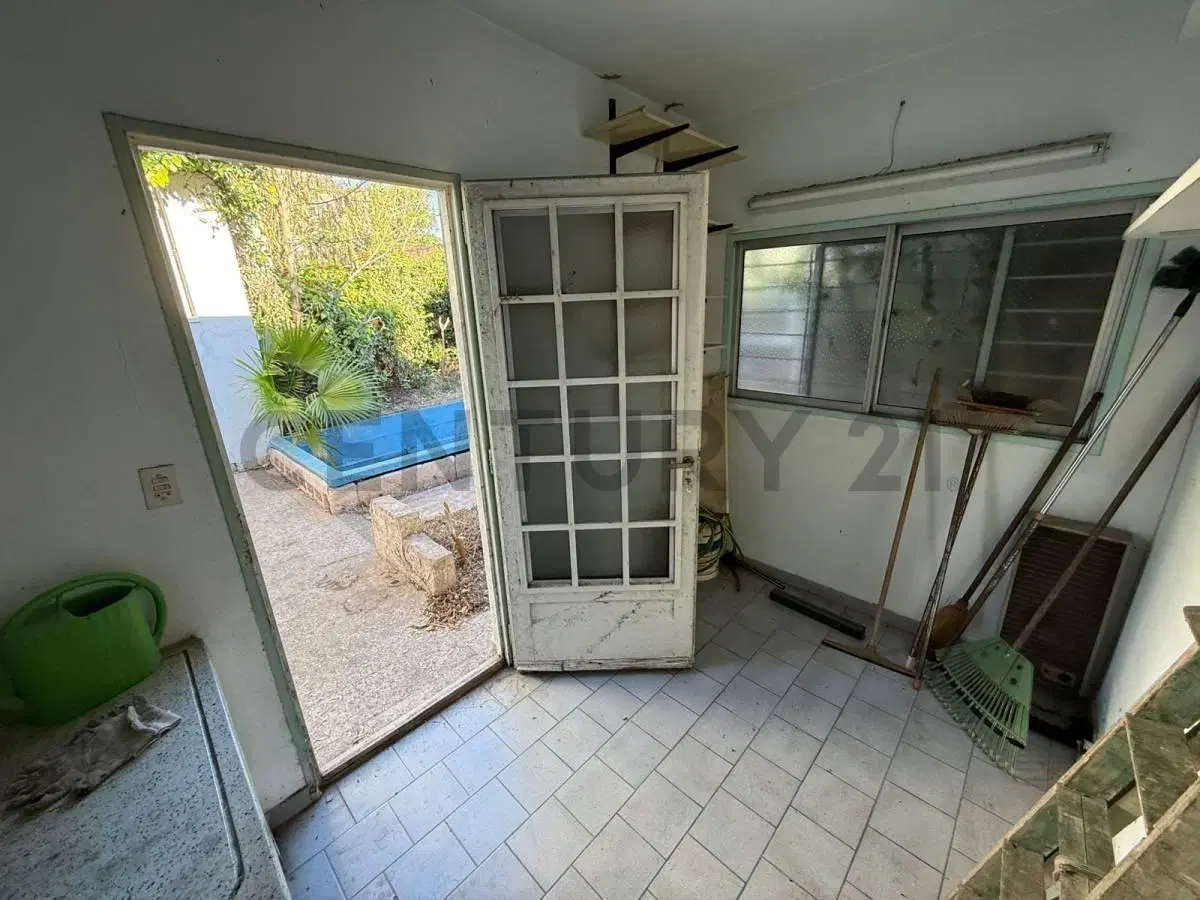 VENTA CASA A RECICLAR 3 AMBIENTES ITUZAINGO NORTE 2