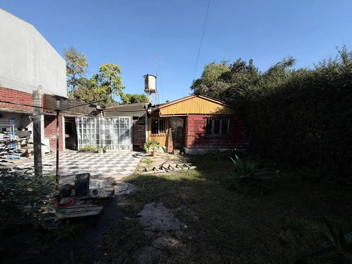 Venta de lote de 200 m² ubicado sobre Belisario Roldán al 200, General Rodríguez. 5