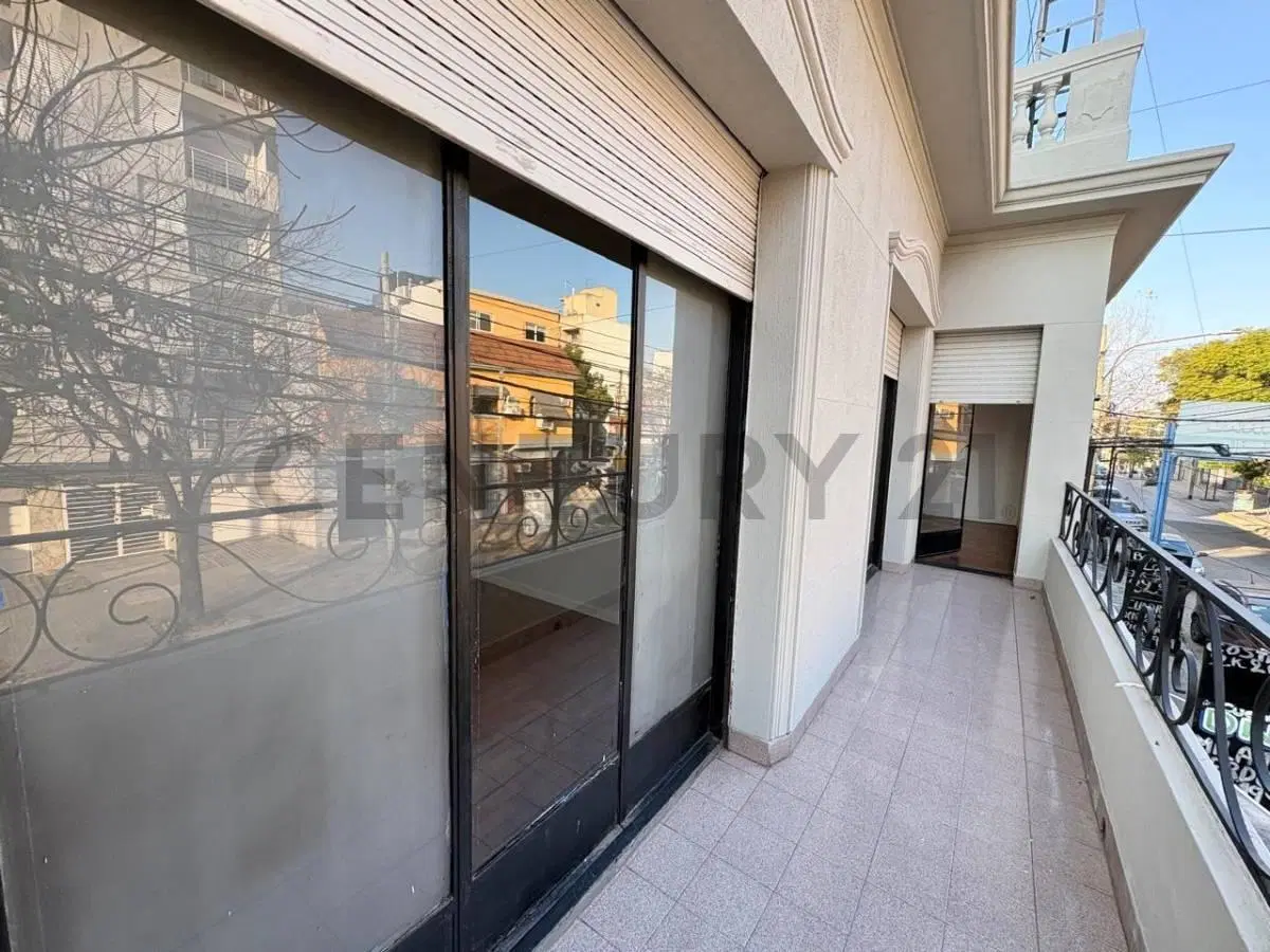 VENTA DEPARTAMENTO 3 AMBIENTES CON BALCON PATIO 5