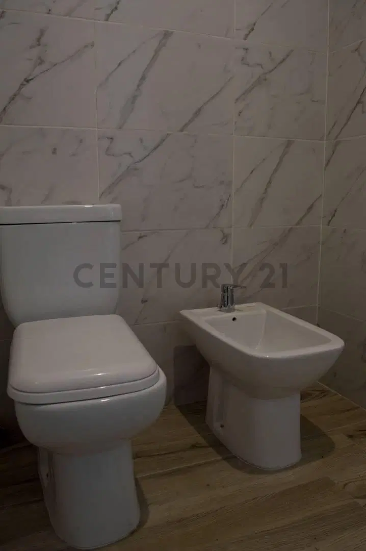 VENTA CASA 5 AMBIENTES BARRIO CERRADO EL CANTÓN MASCHWITZ PILETA VISTA AL LAGO 3